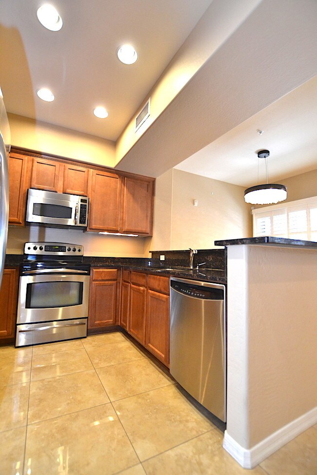 Building Photo - Villages at Aviano