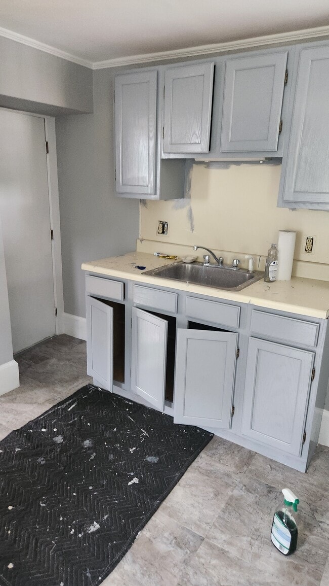 Building Photo - 34 Cottage St