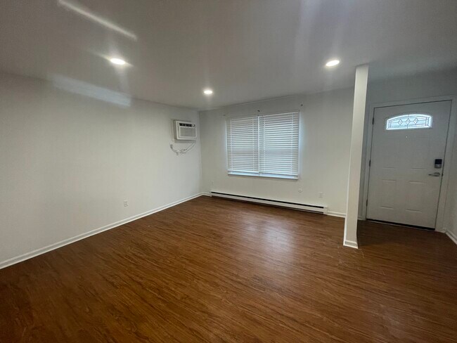 Building Photo - 505 Gilpin Rd