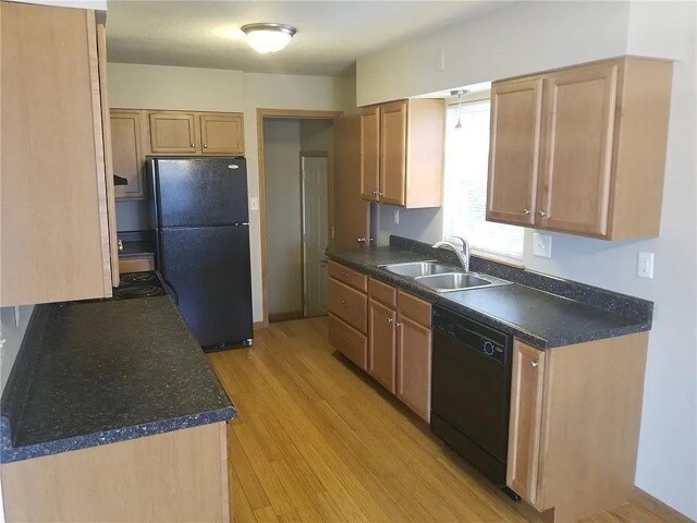 Foto del edificio - 819 G Ave NW