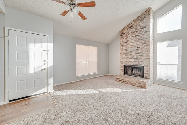 Photo - 614 Lillard Rd Apartment