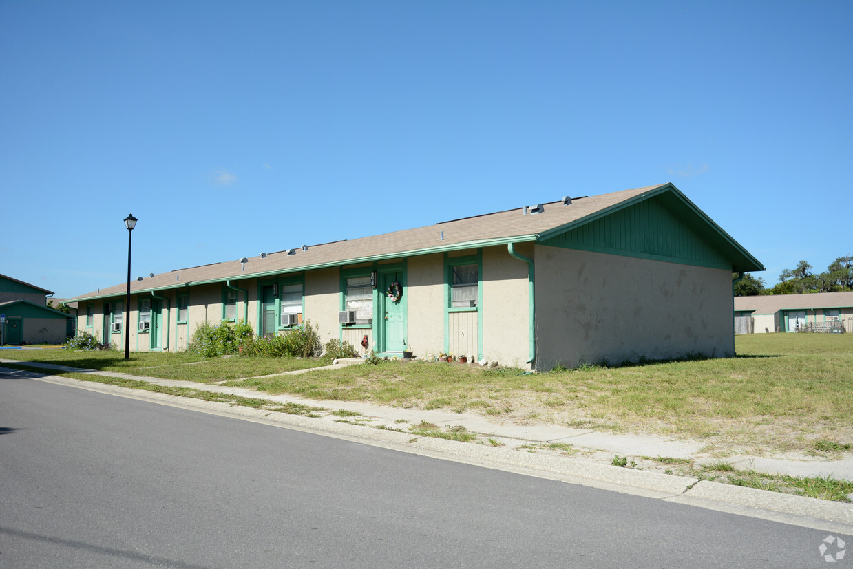 Building Photo - Hudson Estates