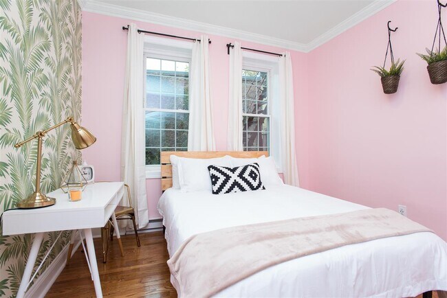 Foto del edificio - 372 Communipaw Ave