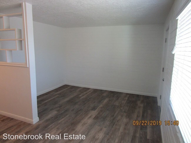 Building Photo - 24 E 1700 S