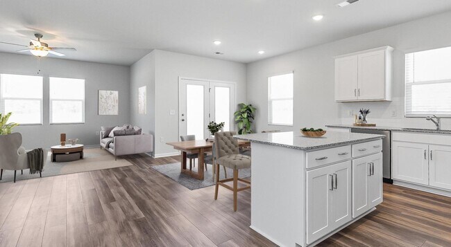 Foto del edificio - 4231 Sylvan Lp