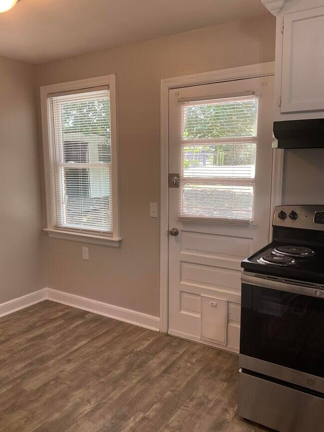 Foto del edificio - 1646 Oak St