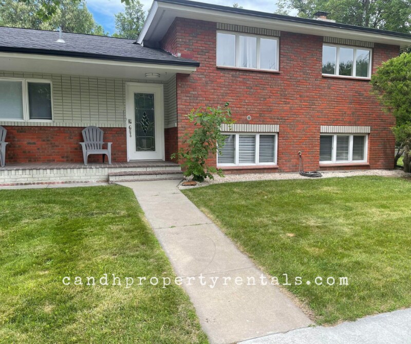 433 Beverly Hill Blvd Unit 1, Billings, MT 59101 Room for Rent in