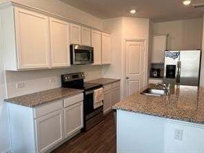 Foto del edificio - 719 Biscay Way