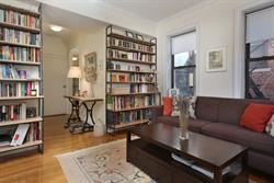 Primary Photo - 104 Myrtle St