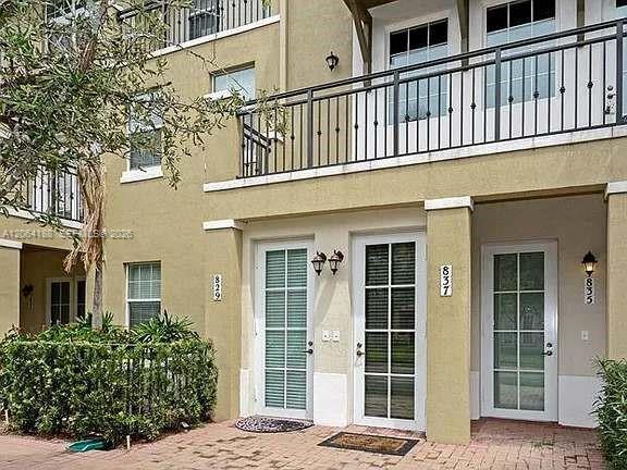 Building Photo - 837 SW 147th Ave