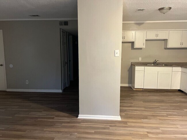 Foto del edificio - 62 Harvard Rd