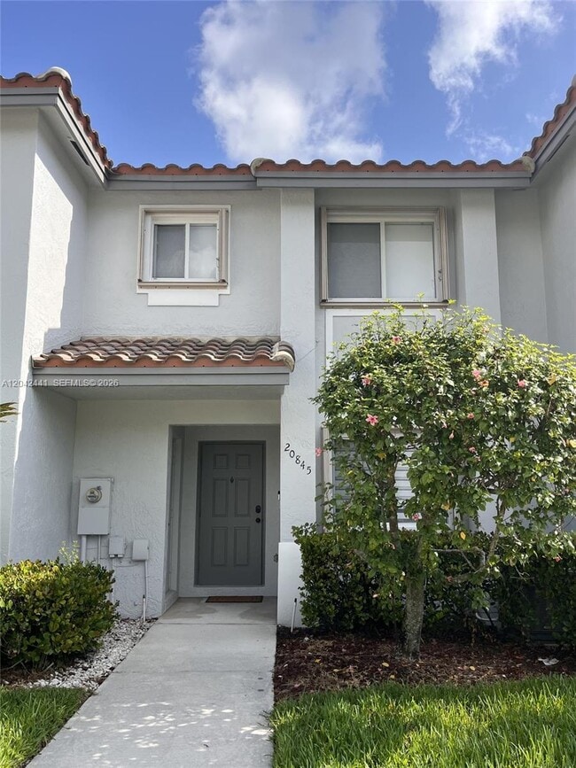 Foto del edificio - 20845 NW 1st St