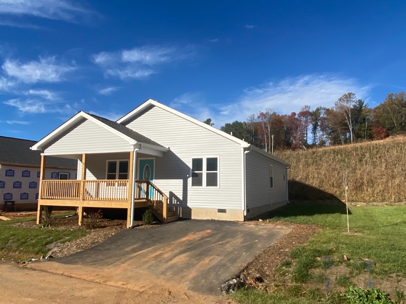 28 Quinn Hill Ln, Mars Hill, NC 28754 House Rental in Mars Hill, NC