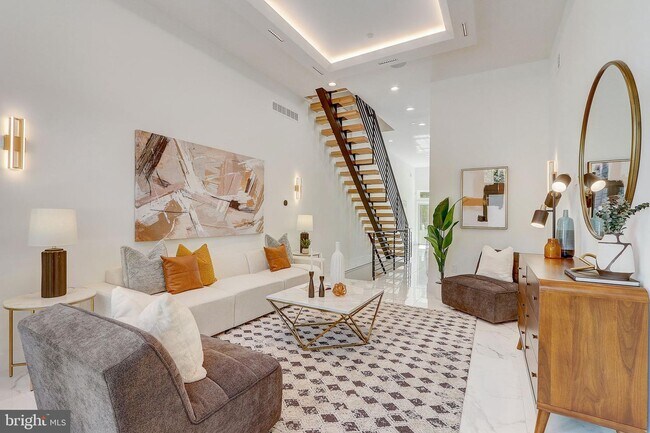 Foto del edificio - 2130 Spring St