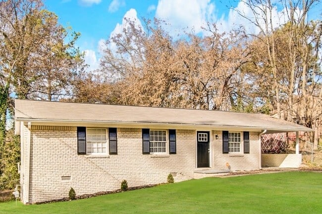 Building Photo - 3851 Bonnie Ln Se