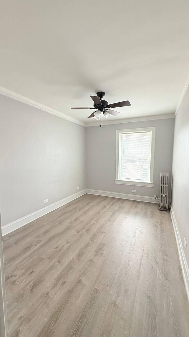 Foto del edificio - 2025 N Lavergne Ave