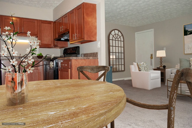 Building Photo - Indy Town Apartments