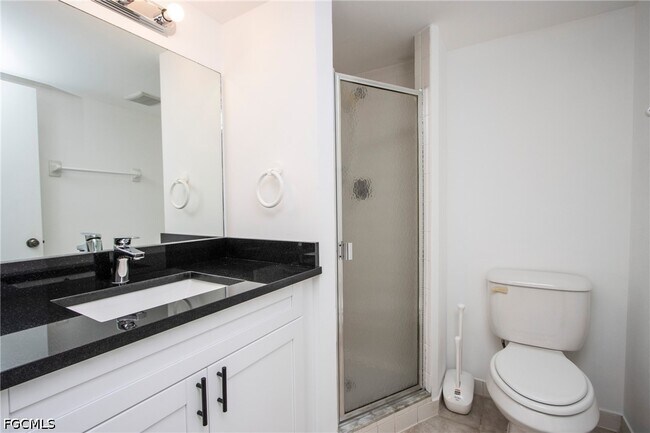 Foto del edificio - 1083 Forest Lakes Dr