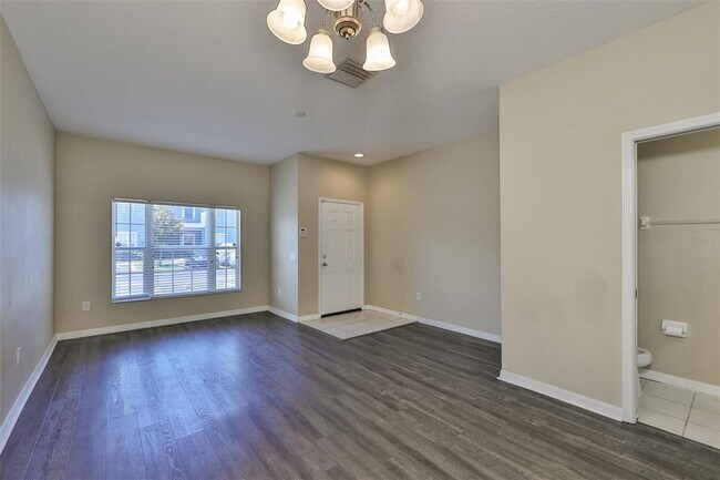 Foto del edificio - 12950 Kings Crossing Dr
