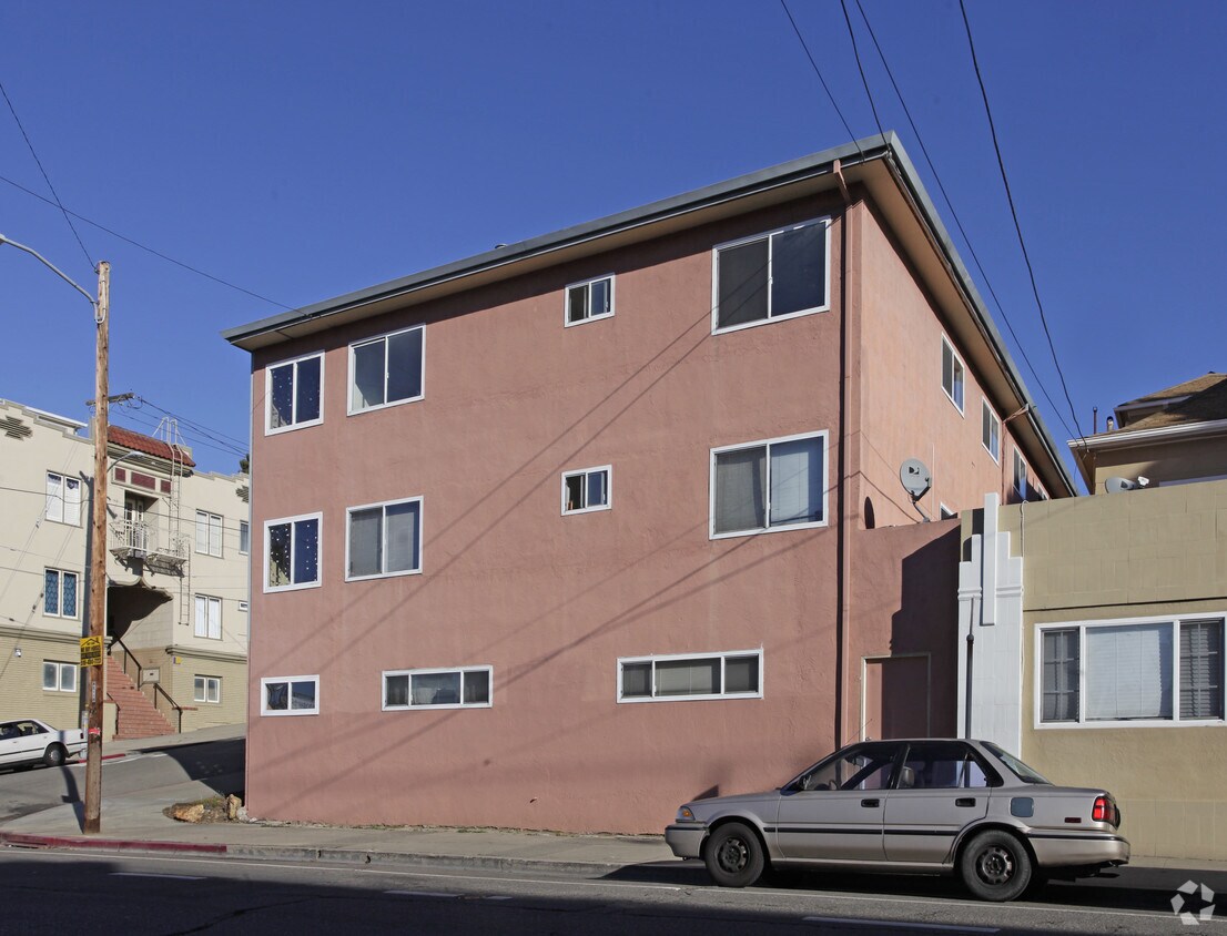 Building Photo - 1500 MacArthur Blvd
