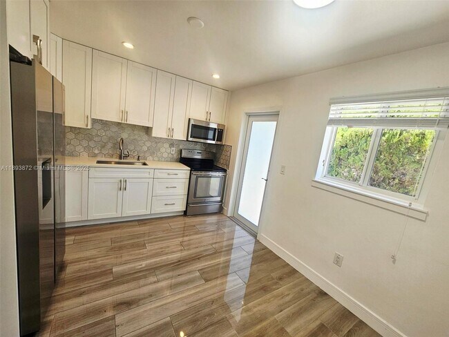 Foto del edificio - 9305 SW 37th St