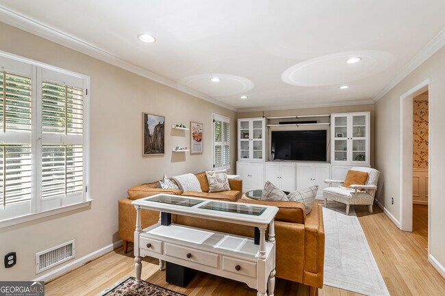 Foto del edificio - 1460 Valley View Rd