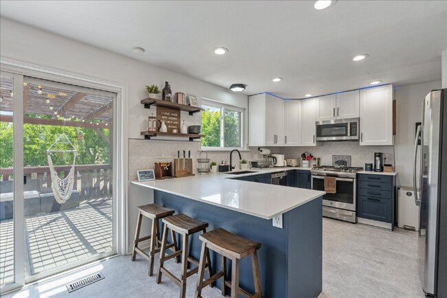 Foto del edificio - 832 N Morton Dr