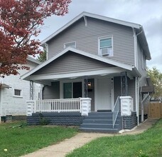 Building Photo - 822 Siebert St