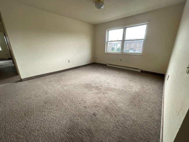 Interior Photo - Bayit Edinboro