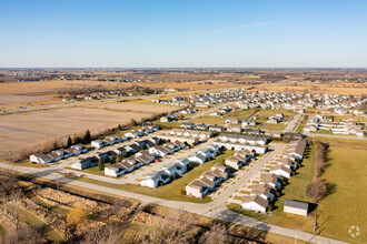 Woodland Creek Townhomes - Saginaw, MI photo'