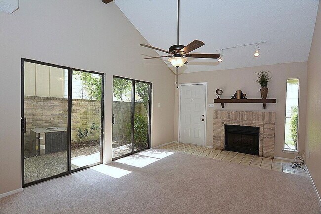 Photo - 3168 Windchase Blvd Townhome