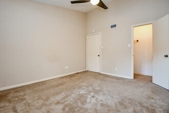 Building Photo - 3500 Tangle Brush Dr