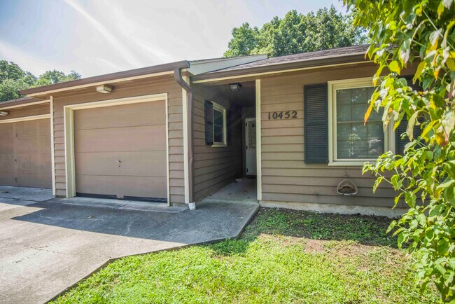 Foto del edificio - 10452 Laura Lee Ln