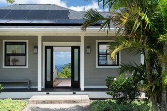 Building Photo - 125 Hekuawa St