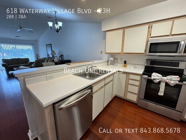 Building Photo - 618 Waterway Village Blvd