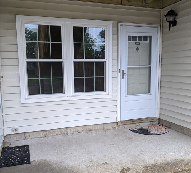 Building Photo - 3508 Irvington Ct