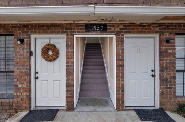 Foto del edificio - 1957 Darryl Dr