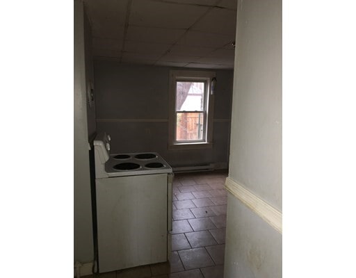 Building Photo - 80 Cleghorn St