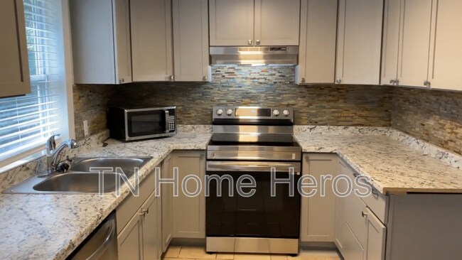 Foto del edificio - 5120 McIntyre Rd