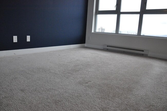 Building Photo - 1050 Smithe St