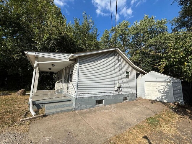 Building Photo - 3113 Ottawa St