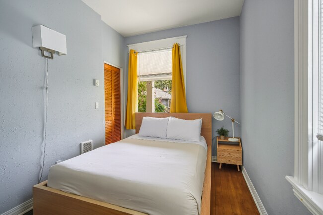 Foto del edificio - 1229 SE 36th Ave