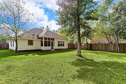 Building Photo - 1230 Chateau Woods Parkway Dr