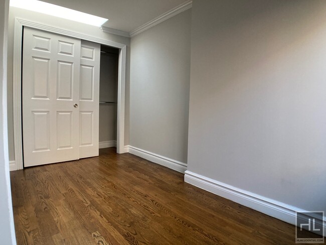 Building Photo - No fee/ Private roof deck