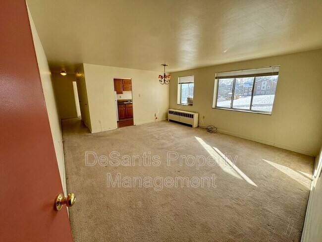 Foto del edificio - 816 Perry Hwy