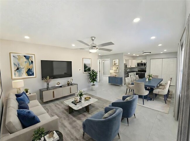 Building Photo - 2941 Shore Dr