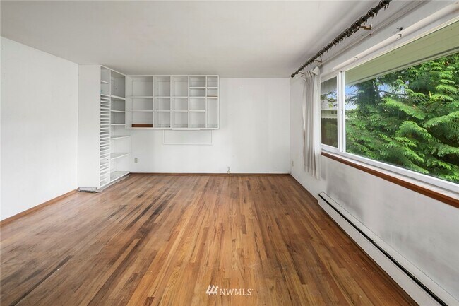 Building Photo - 14034 84th Ave NE