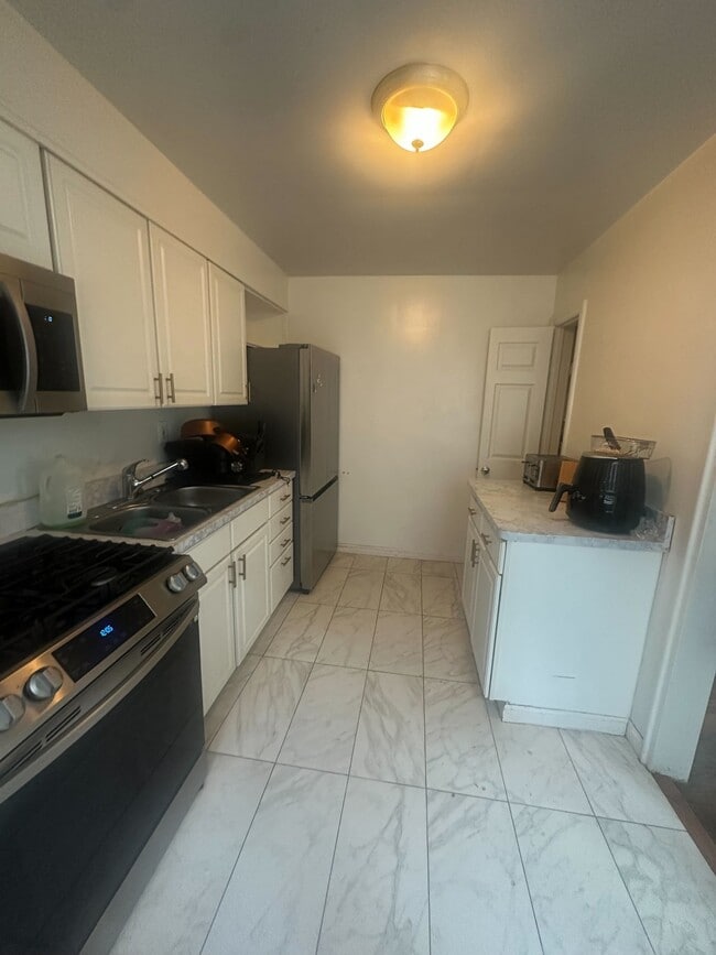 Photo - 2301 Iverson St Townhome