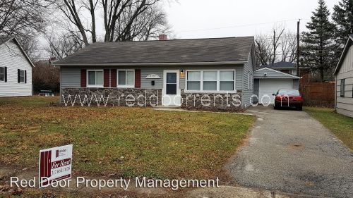 Primary Photo - 5325 E Hill Dr