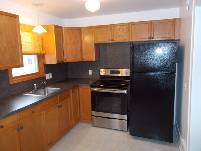 Foto del edificio - 311 Phillips Pl